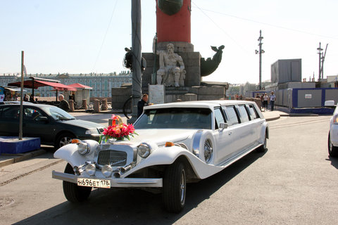 Адмиралтейские лимузины в Санкт-Петербурге